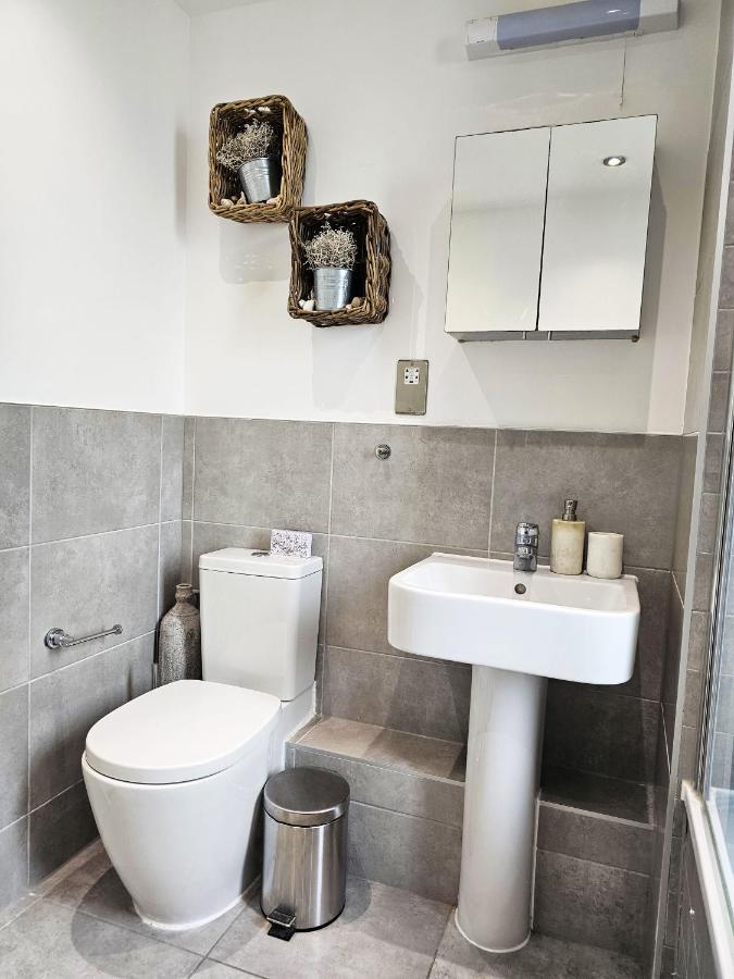 Centrally Located Spacious Flat Near Canary Wharf London Exteriör bild
