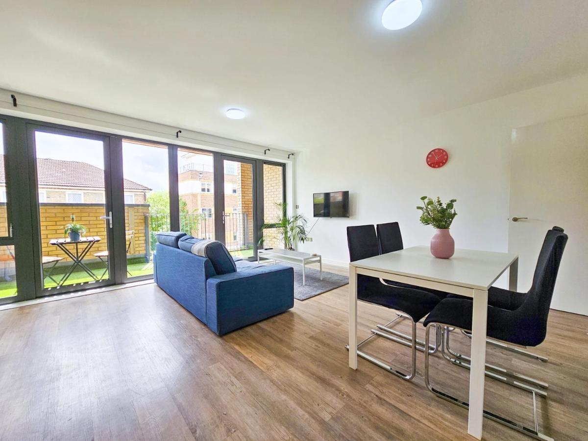 Centrally Located Spacious Flat Near Canary Wharf London Exteriör bild